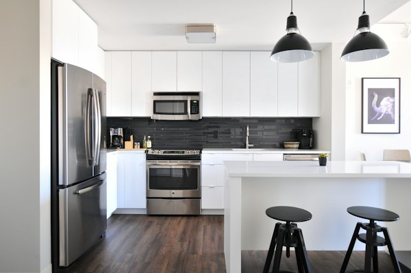 Kitchen dining area